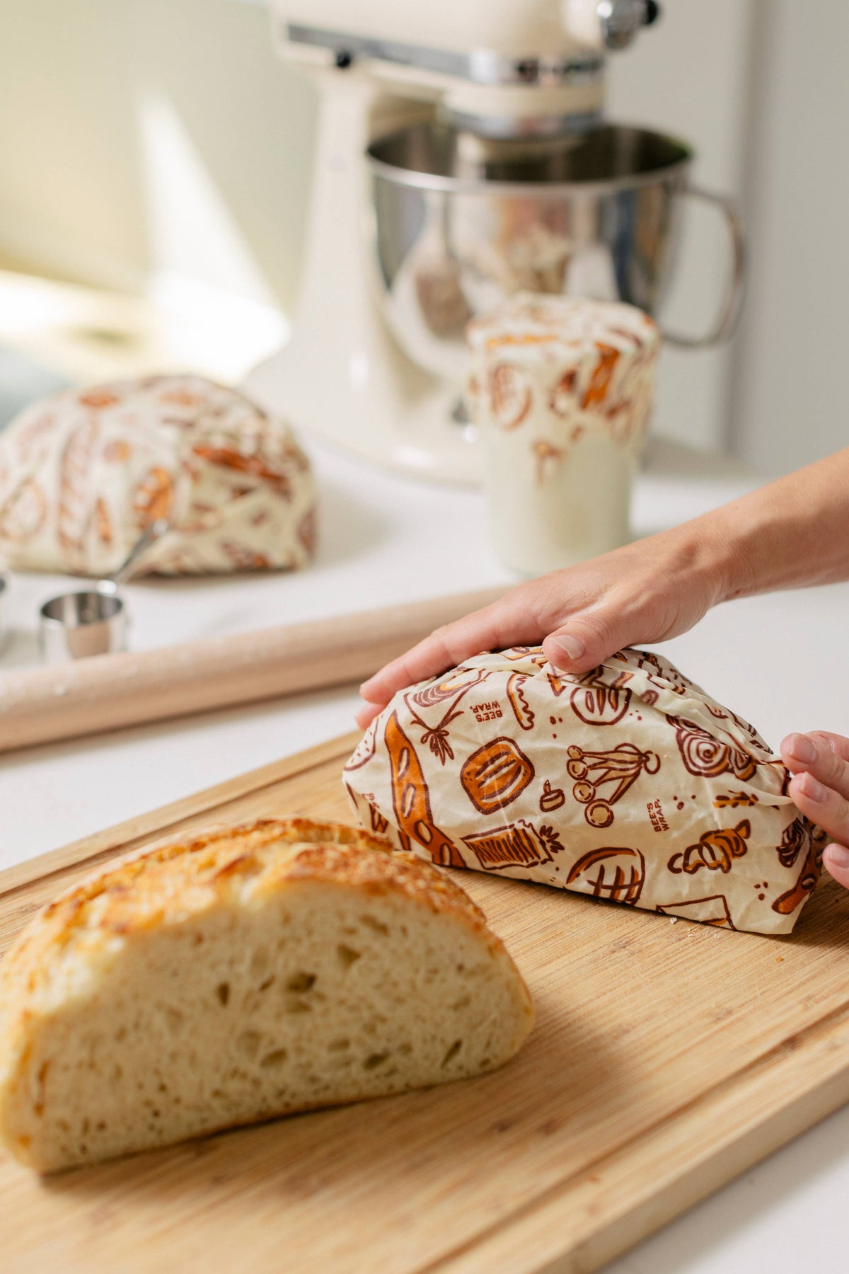 Bee's Wrap - New! Bakery Lane - Bread Wrap, Seasonal Print