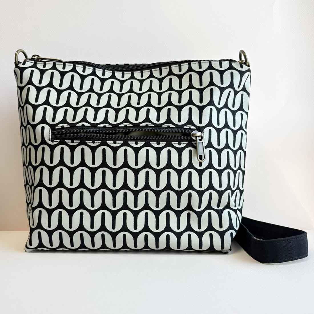 Medium Cotton Crossbody Retro Prints